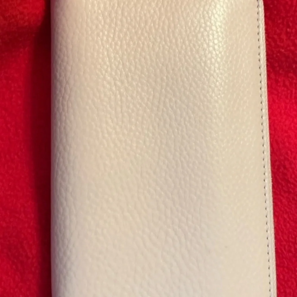 Tory Burch light pink/ cream Leather long zipper wallet with Gold Logo - Picture 6 of 8